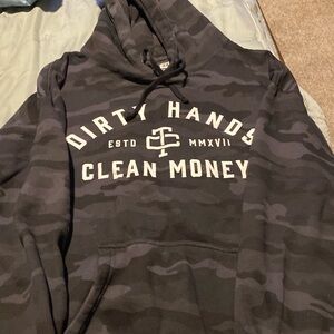 Dirty hands/ clean money